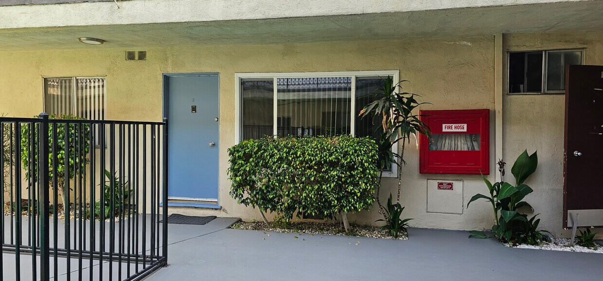 Primary Photo - 7005 Coldwater Canyon Ave
