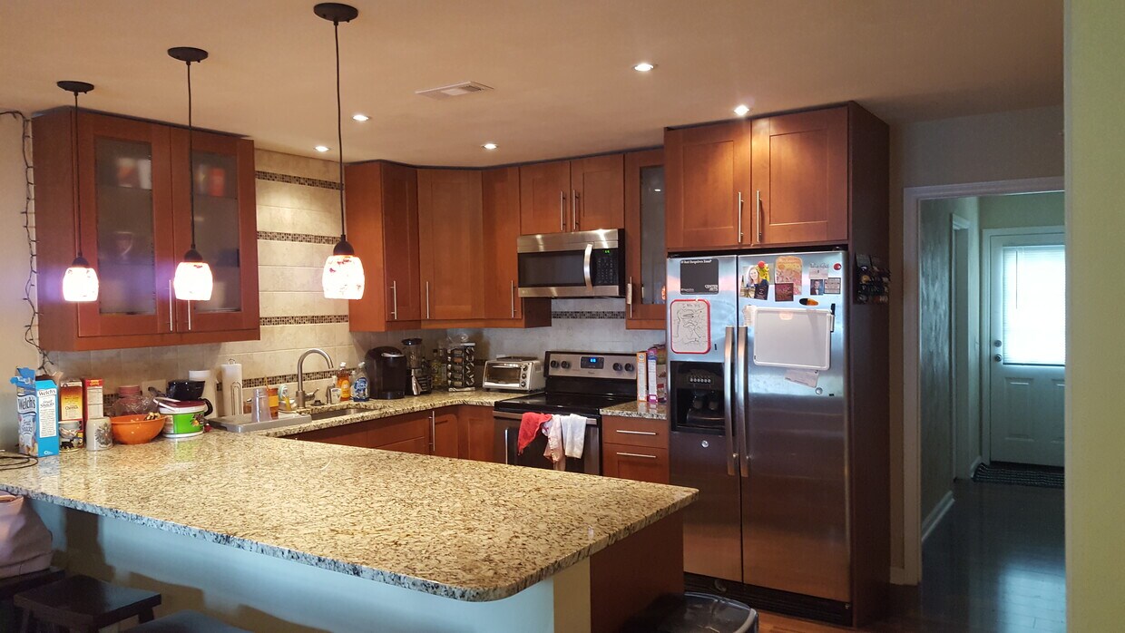Foto principal - 846 Patrick Henry Dr