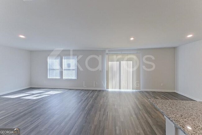 Foto del edificio - 226 Topaz Ln