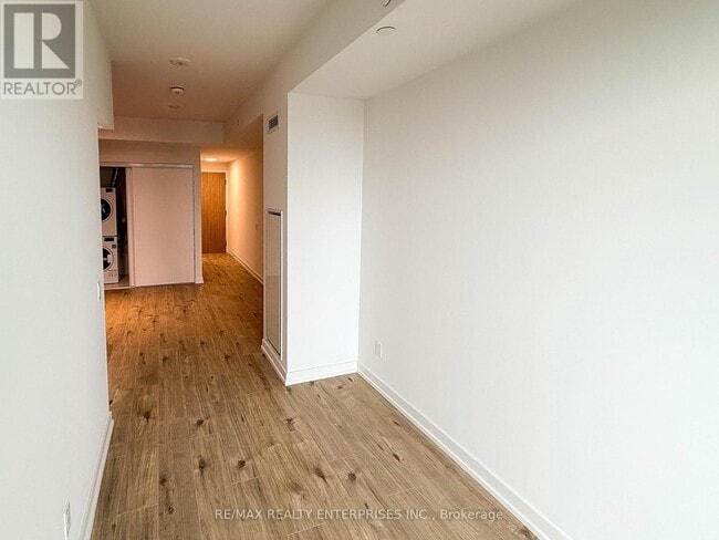 Photo du bâtiment - 35 Parliament St