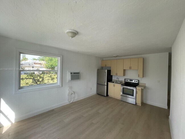 Building Photo - 767 Northwest 35th Street Apt #4, Miami, F...