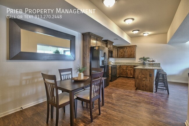 Foto del edificio - Parkview Townhome