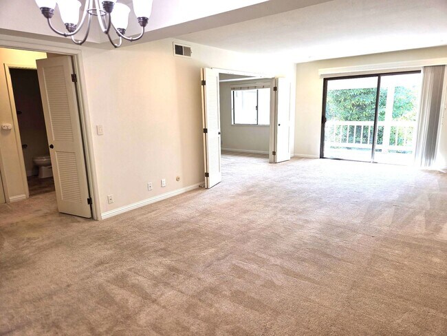 Foto del edificio - An active 55+ luxury gated community in th...