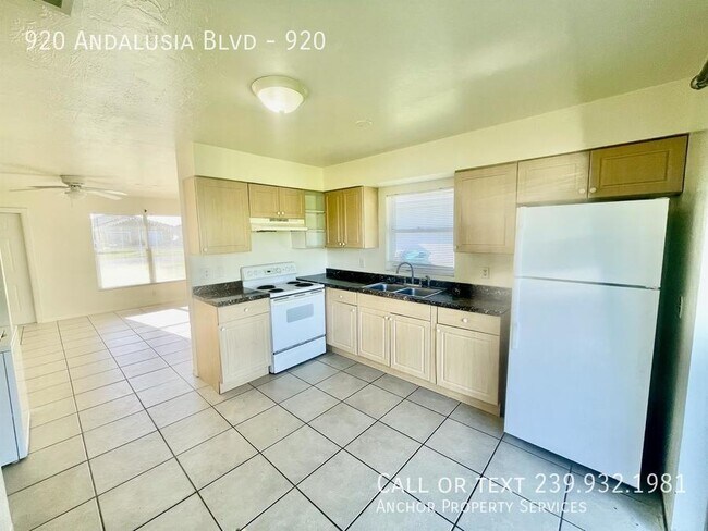 Foto del edificio - 920 Andalusia Blvd