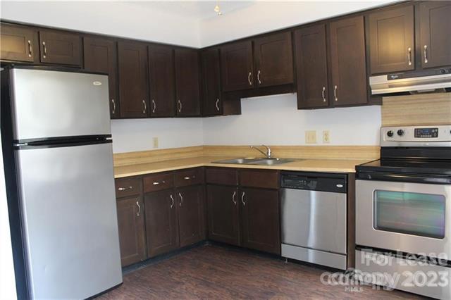 Building Photo - 4633 Old Lantern Way