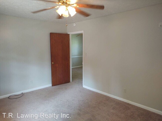 Building Photo - 3 br, 1 bath House - 2010 Melrose Drive