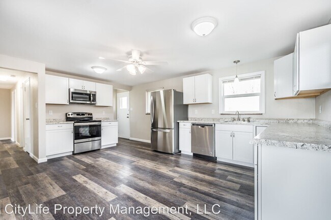 Building Photo - 3 br, 1.5 bath House - 5942 Murdock Avenue