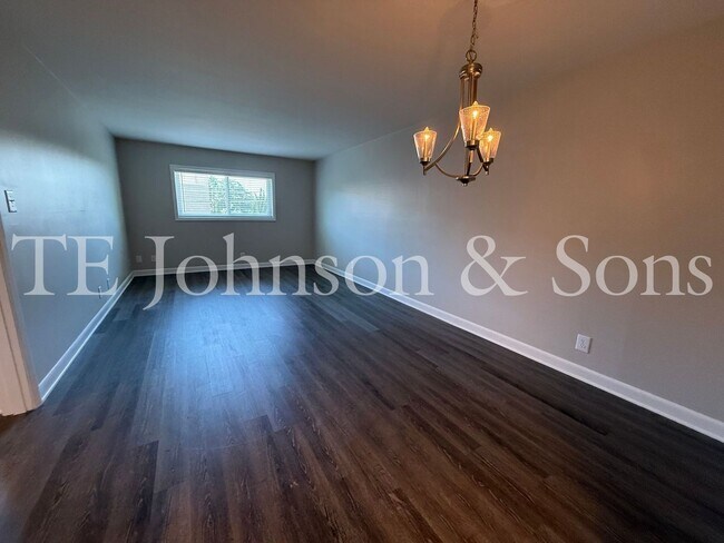 Foto del edificio - 1 Bedroom Minutes from The School of the A...