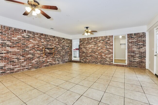 Foto del edificio - 522 Bowers Dr