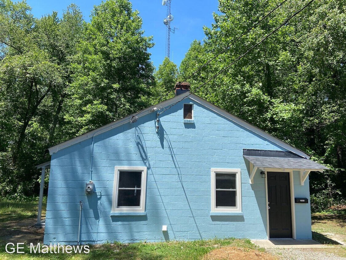 Primary Photo - 2 br, 1 bath House - 25611 Weakley Road