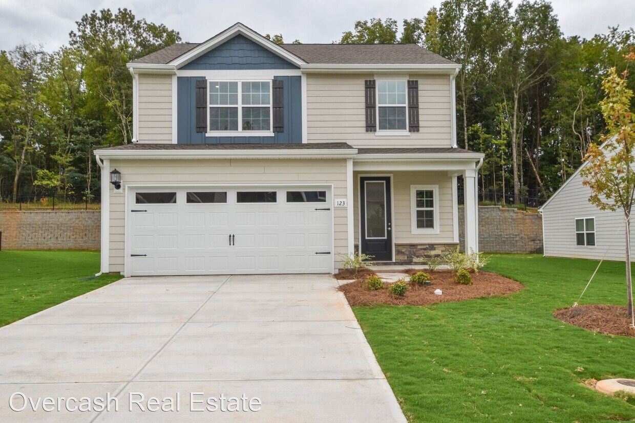 4 br, 2.5 bath House 123 TradesmenTrail House Rental in Troutman, NC