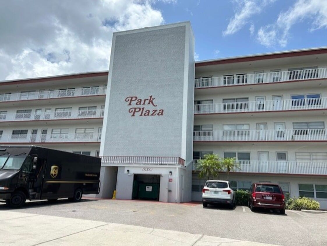 Primary Photo - Quaint 1/1.5 condo in a great neighborhood...