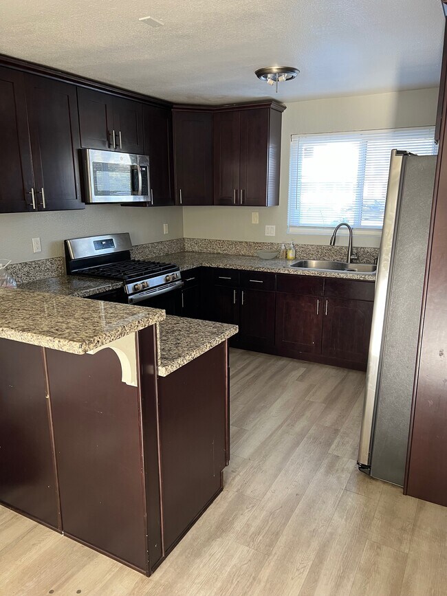 Foto del edificio - 6546 Kelly St