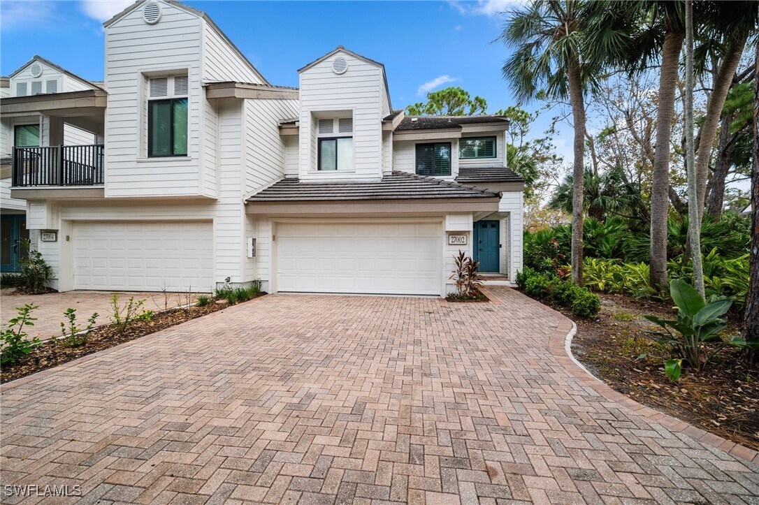 Foto principal - 27002 Oakwood Lake Dr