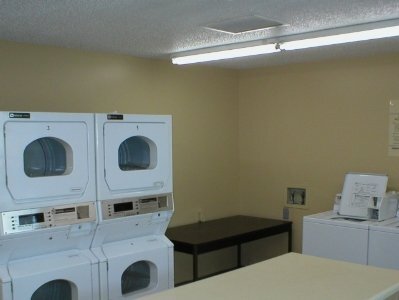 Foto del edificio - 1400 Monroe Ave SW