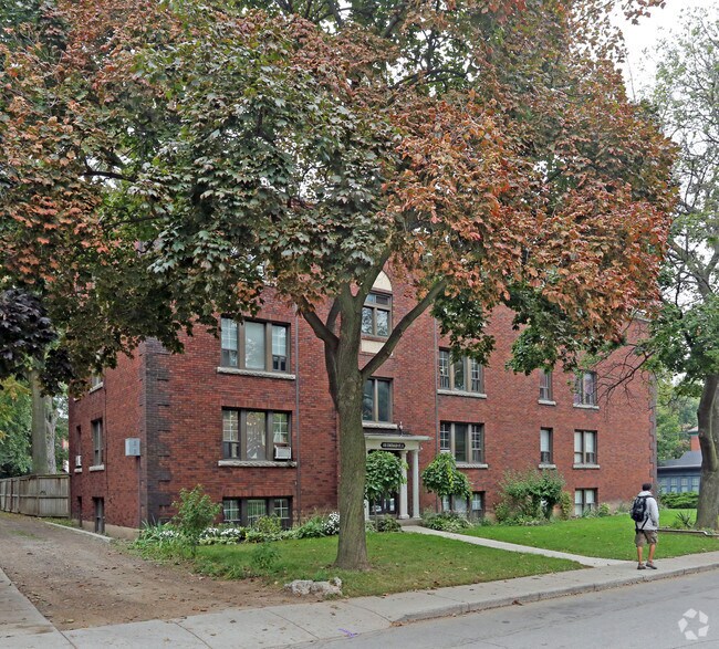 Building Photo - 352-356 Hunter St E