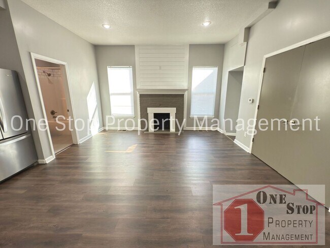 Foto del edificio - 2-Bedroom, 1-Bathroom All-Electric Home in Kansas City!!