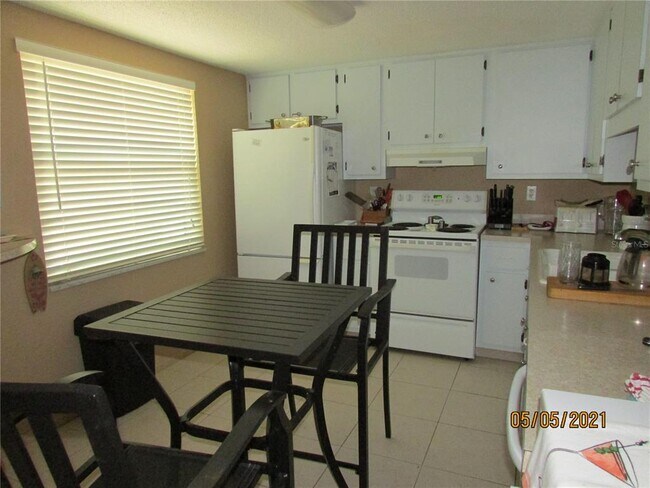 Building Photo - 1005 Egret Ct