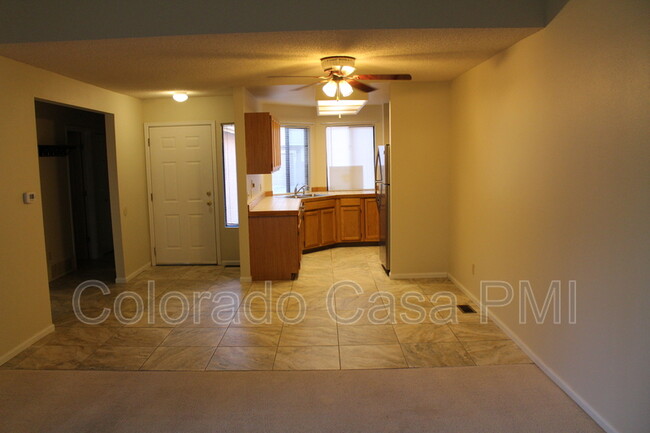 Foto del edificio - 4210 Autumn Heights Dr