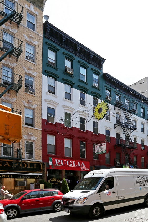 Primary Photo - 189 Hester St