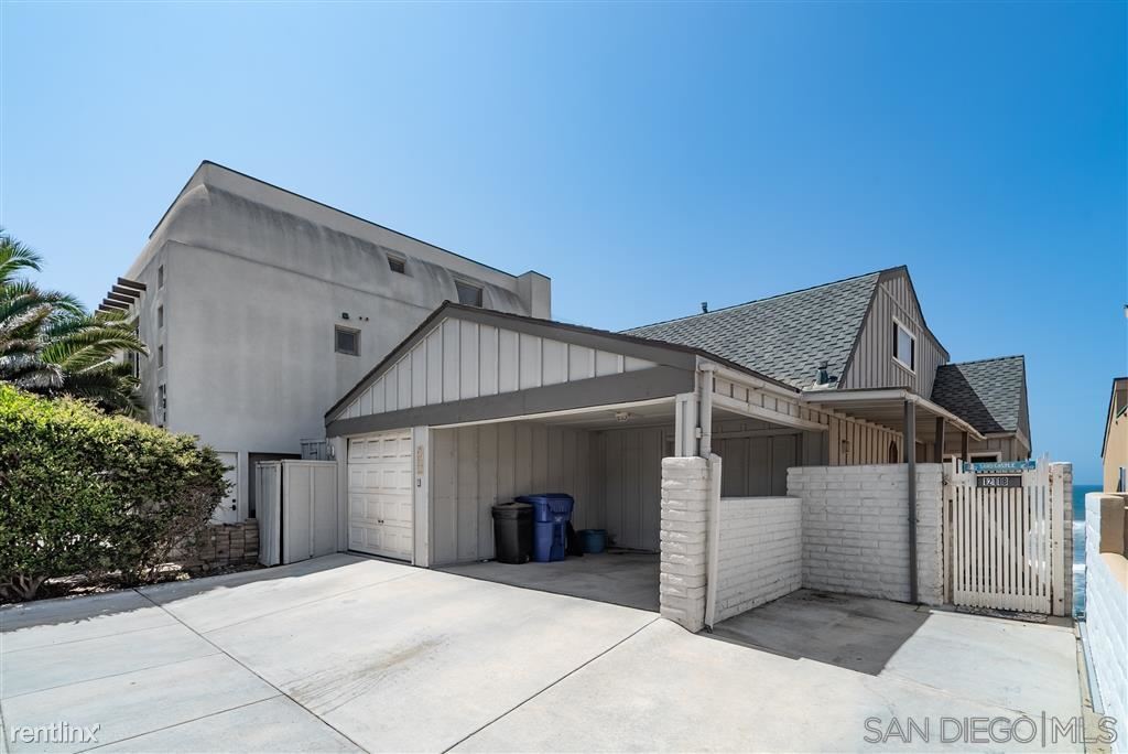 Primary Photo - 3 br, 2 bath House - 1211 S Pacific St Apt B