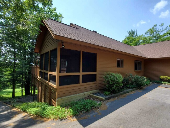 Foto del edificio - 30 Dorset Ln