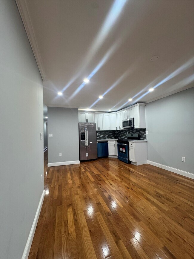 Foto del edificio - 108-37 173rd St