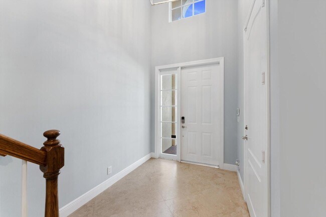 Foto del edificio - 604 NE Francesca Ln