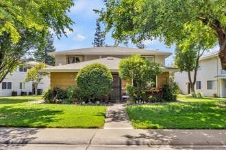 Building Photo - 6436 Bremen Dr