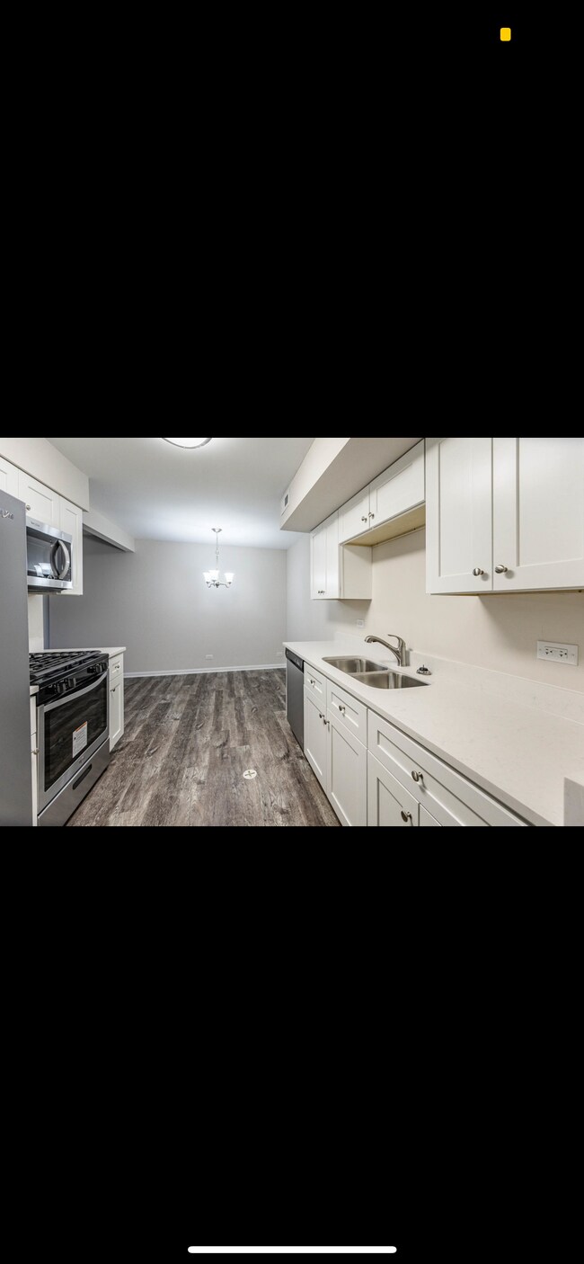 Foto del edificio - 723 Wellington Ave