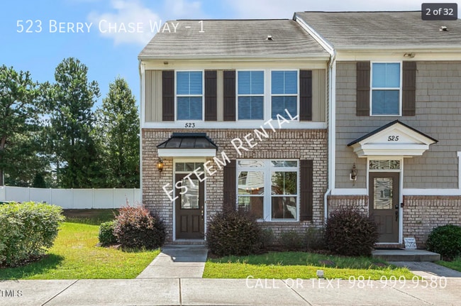Building Photo - 523 Berry Chase Way