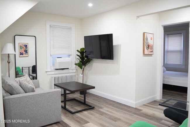 Foto del edificio - 52 Dunbar Ave