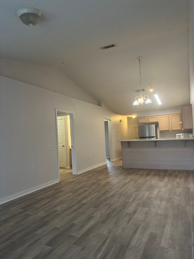 Building Photo - 7970 Stonebrook Dr