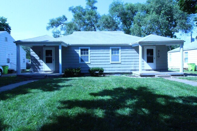 Foto del edificio - One Bedroom Duplex in North Kansas City