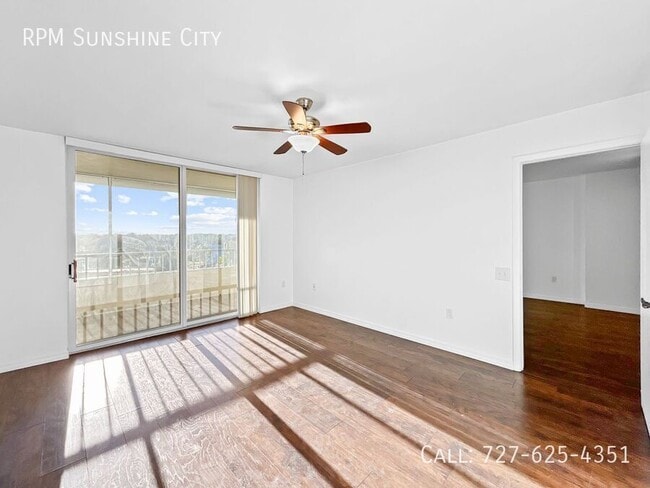 Building Photo - 2333 Feather Sound Dr