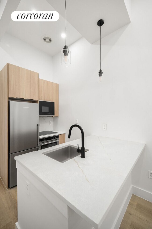 Foto del edificio - 403 Linden St