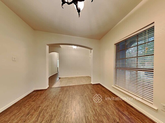 Building Photo - 101 Brook Hollow Ln