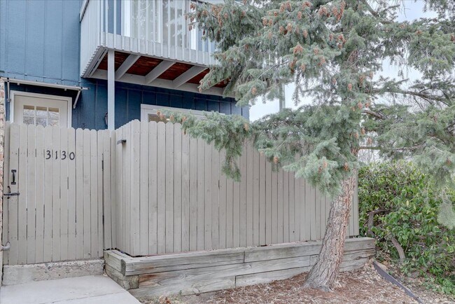 Foto del edificio - Stunning Remodeled Townhome in North Boulder