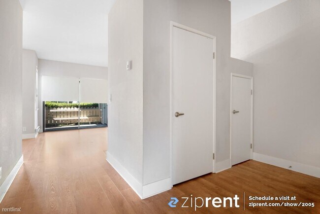 Foto del edificio - 1 br, 1 bath Condo - 139 Shoreline Ct, Ric...