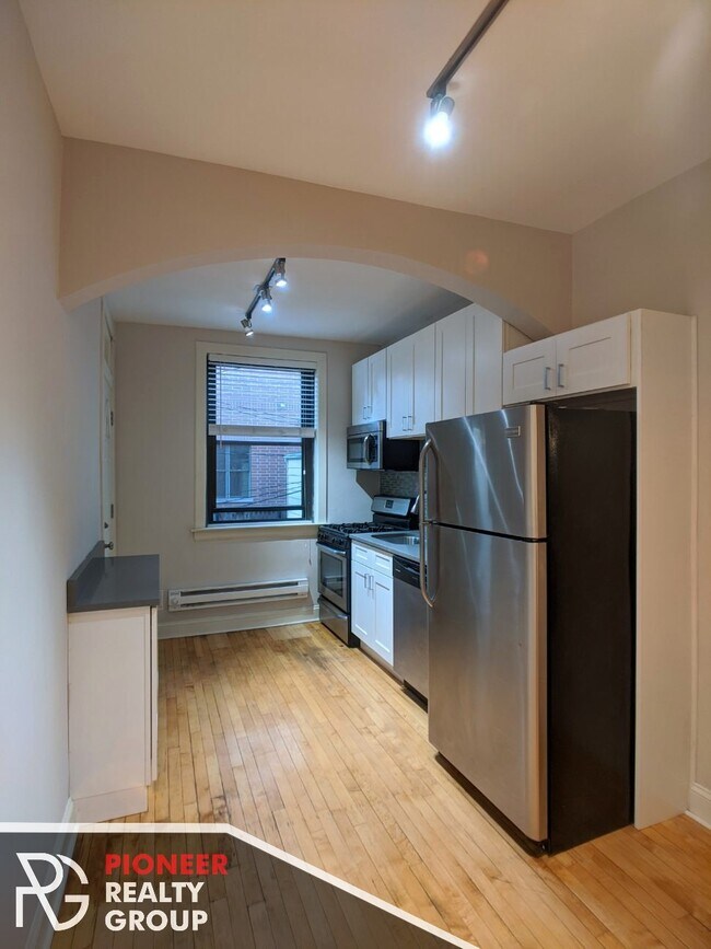 Foto del edificio - 2315 N Rockwell St