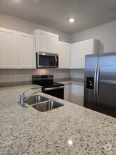 Building Photo - 12 Sweetspire Dr