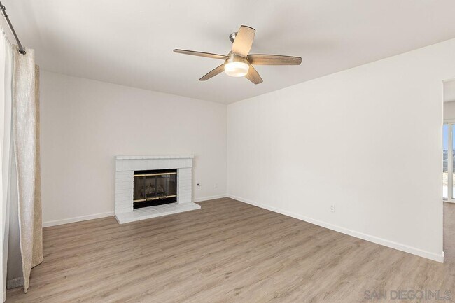 Building Photo - 9912 Osgood Way