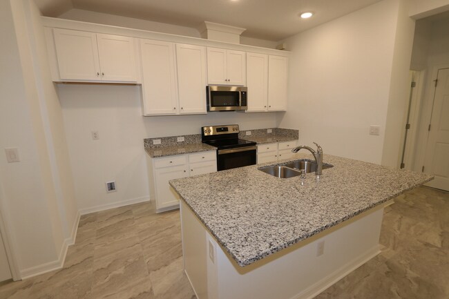 Building Photo - 3056 Via Sienna Cir
