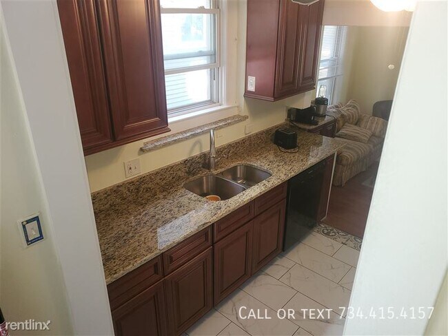 Foto del edificio - 1115 White St