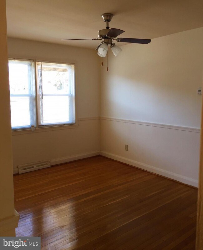 Foto del edificio - 4811 Lindsay Rd