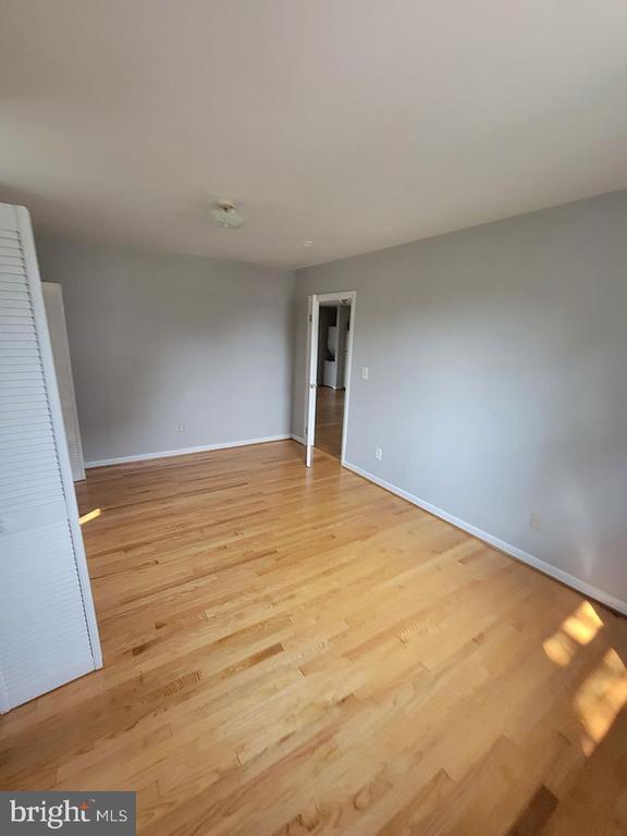 Building Photo - 7828 Bodkin View Dr