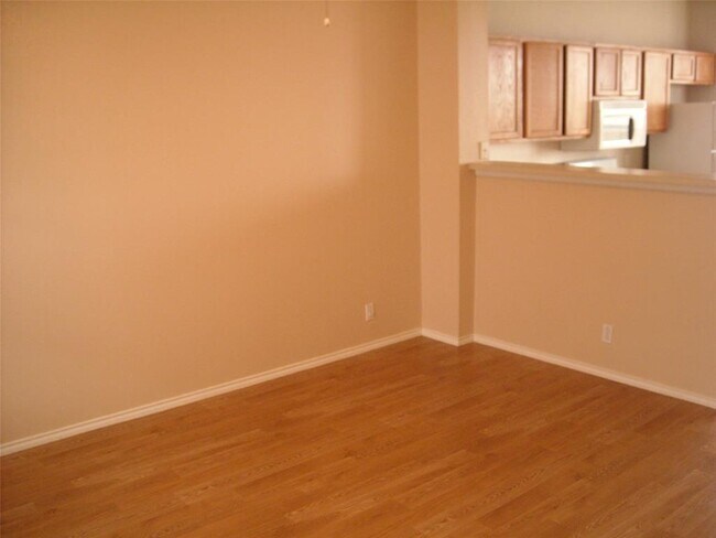 Foto del edificio - 2849 Southampton Way