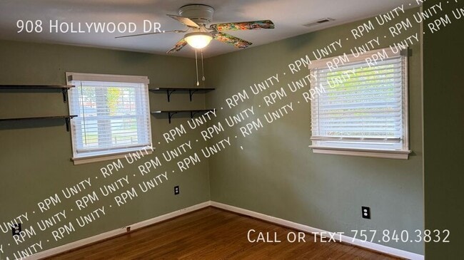 Foto del edificio - 908 Hollywood Dr