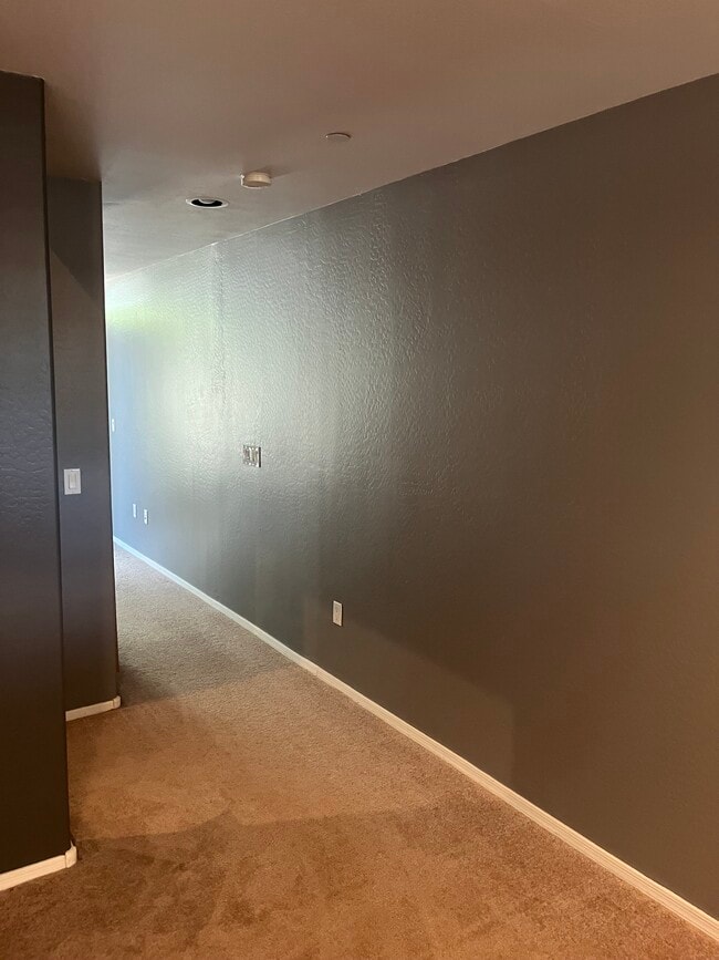 Building Photo - 2929 N 39th St