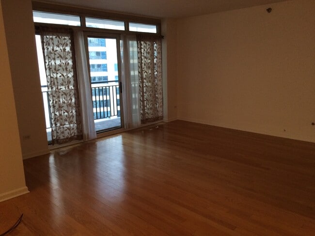 Living Room - 1111 S Wabash Ave